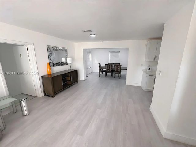 3 of 22 - 3361 Nw 5th Place, Lauderhill, FL