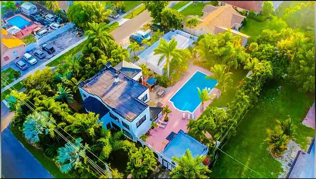 3 of 54 - 701 W Ocean Avenue, Boynton Beach, FL