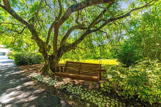 4 of 27 - 20701 Sw 216th Street, Miami, FL