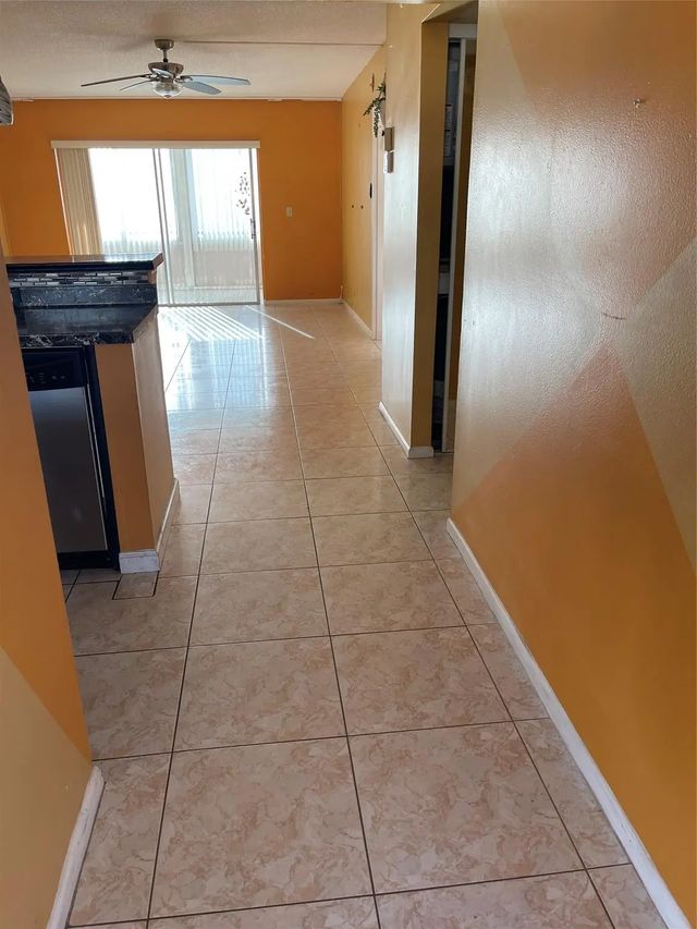 5 of 47 - 1025 Country Club Drive #407, Margate, FL