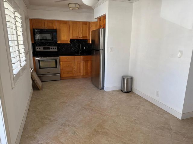 3 of 23 - 2131 Ne 42nd Court #202e, Lighthouse Point, FL