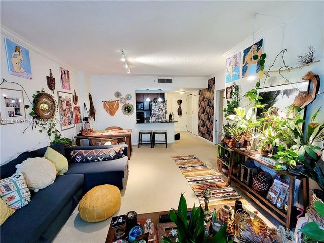 5 of 15 - 2000 N Bayshore Drive #226, Miami, FL