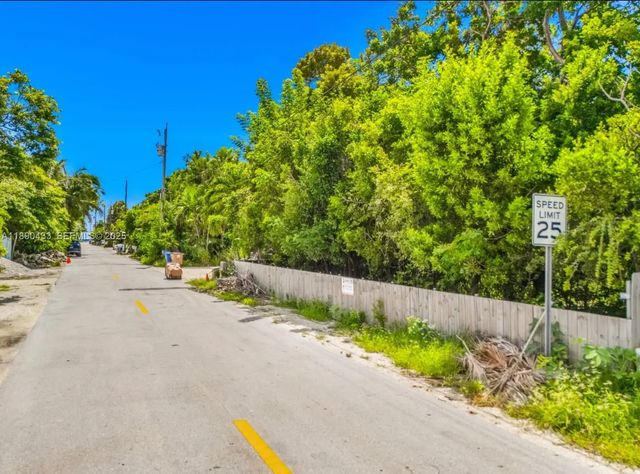 5 of 6 - 933 Lobster Lane, Key Largo, FL