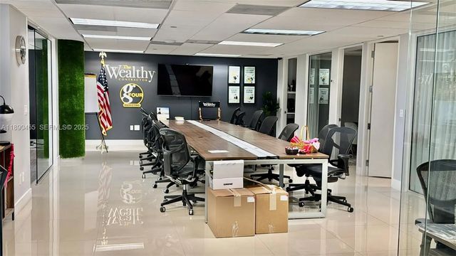 3 of 9 - 2100 Ponce De Leon Boulevard #1090, Coral Gables, FL