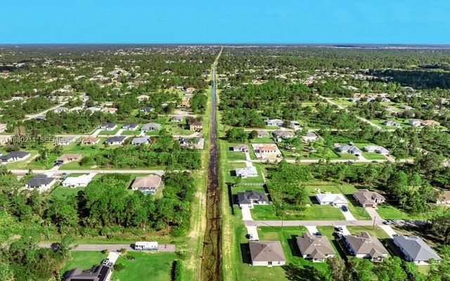 3 of 12 - 676 Sabrina Court, Lehigh Acres, FL