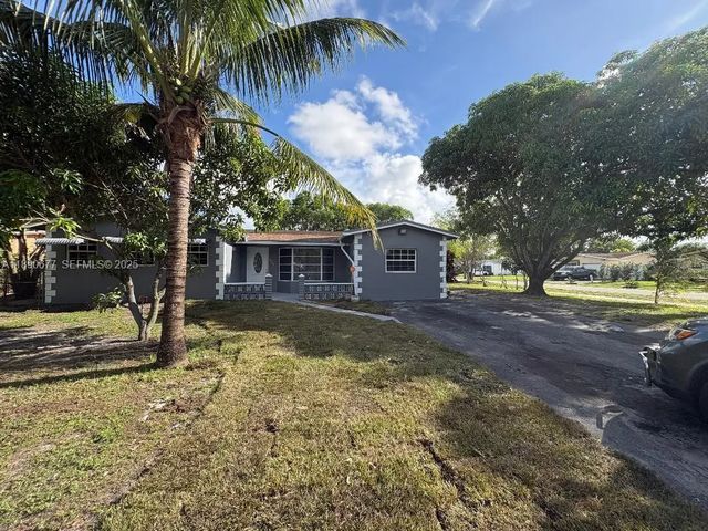 4530 Nw 23rd Street, Lauderhill