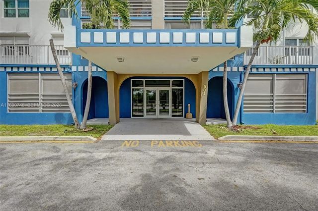 3 of 40 - 501 E Dania Beach Boulevard #5-1g, Dania Beach, FL