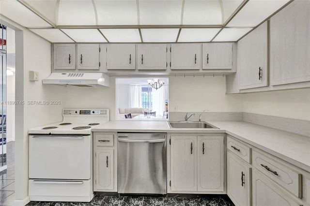 5 of 40 - 501 E Dania Beach Boulevard #5-1g, Dania Beach, FL