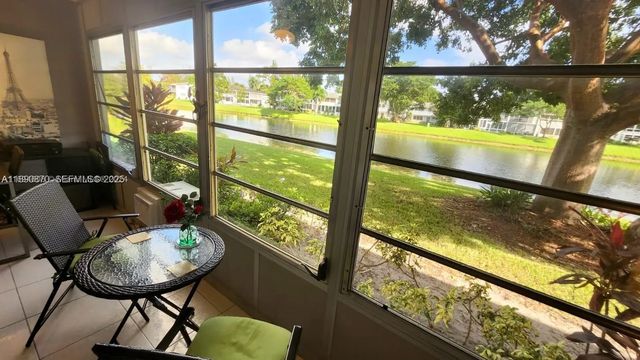 2 of 40 - 182 Ellesmere D #182, Deerfield Beach, FL