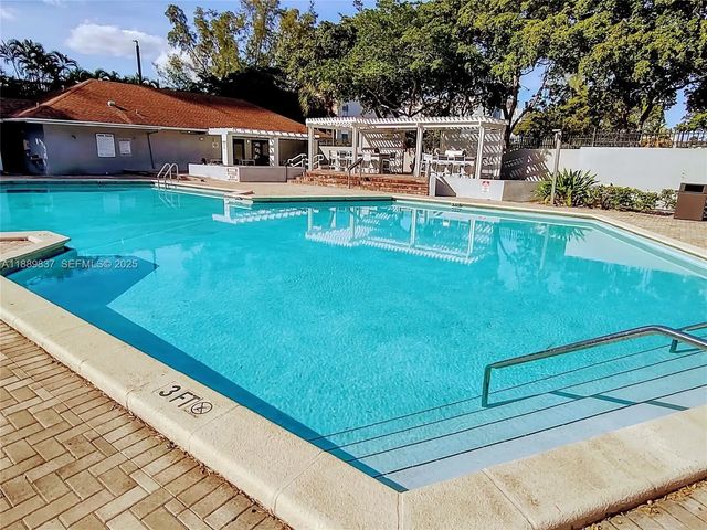 4 of 40 - 1470 Ne 123rd Street #a1213, North Miami, FL