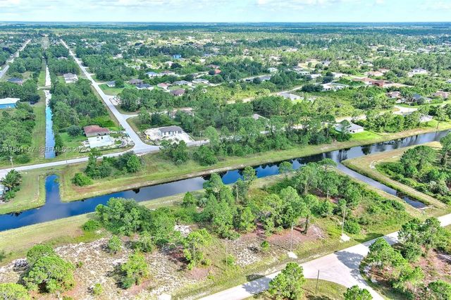 4 of 29 - 745 Troy Avenue, Lehigh Acres, FL