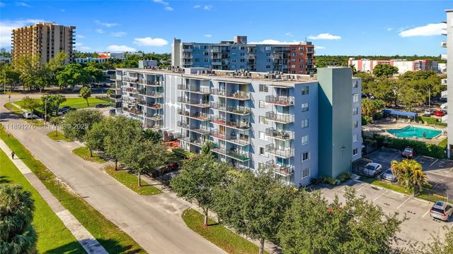 12500 Ne 15th Avenue #105, North Miami