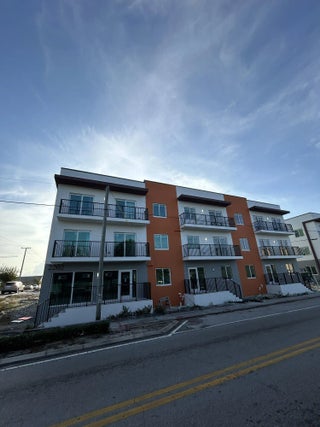 Photo of Listing #R11129996