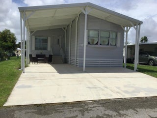 Photo of Listing #R11130003