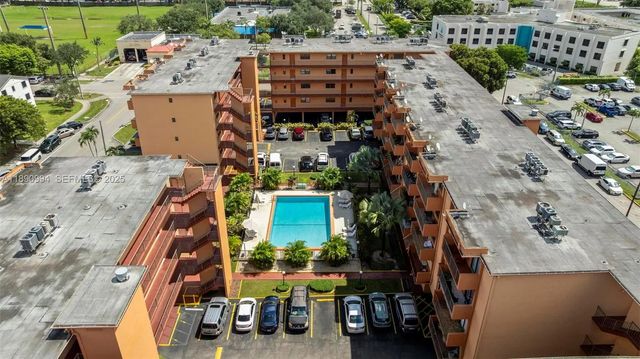 2 of 25 - 1800 W 54th Street #109, Hialeah, FL