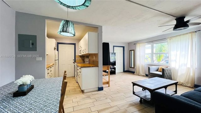 5 of 20 - 801 Meridian Avenue #1a, Miami Beach, FL