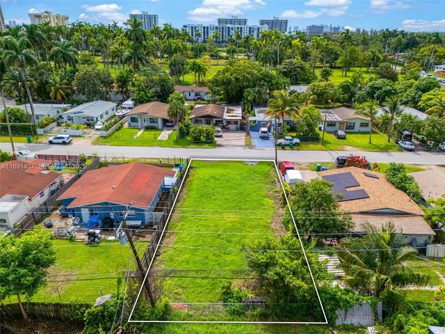 5 of 15 - 1453 Ne 117th Street, Miami, FL