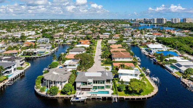 3 of 39 - 2900 Ne 7th Drive, Boca Raton, FL