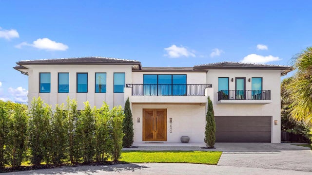 5 of 39 - 2900 Ne 7th Drive, Boca Raton, FL