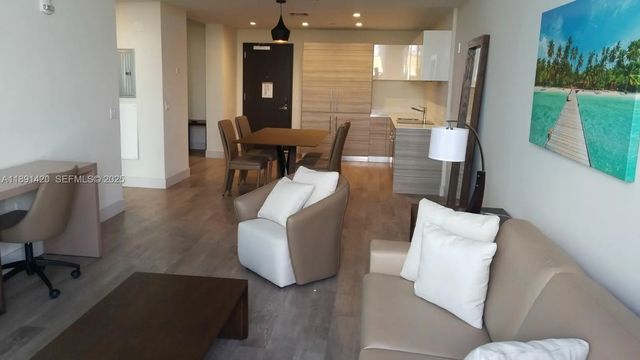 777 N Ocean Drive #n229, Hollywood
