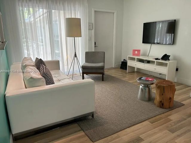 4 of 19 - 1816 Meridian Avenue #18, Miami Beach, FL