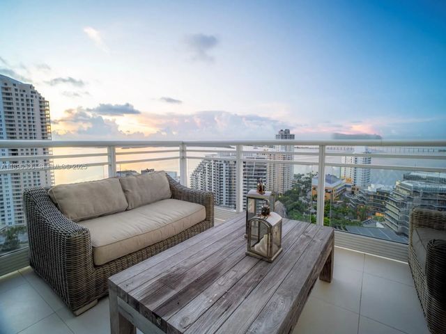 3 of 40 - 900 Brickell Key Boulevard #2204, Miami, FL