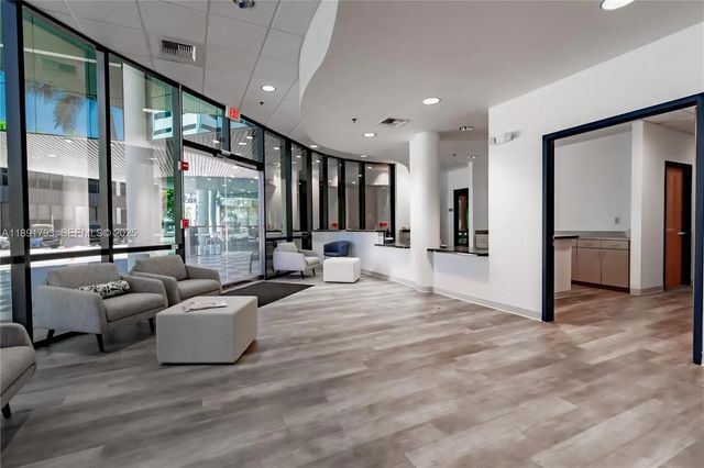 2 of 11 - 410 W 41st Street #103, Miami Beach, FL