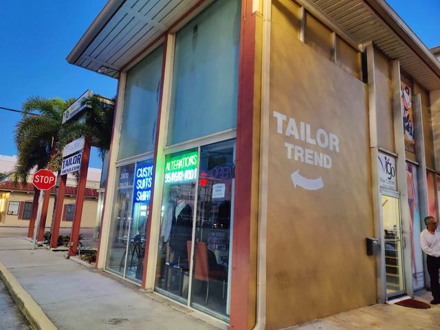 3 of 3 - 2400 E Oakland Park Boulevard, Fort Lauderdale, FL