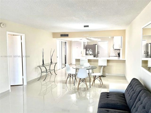 4 of 33 - 800 Se 20th Avenue #1109, Deerfield Beach, FL