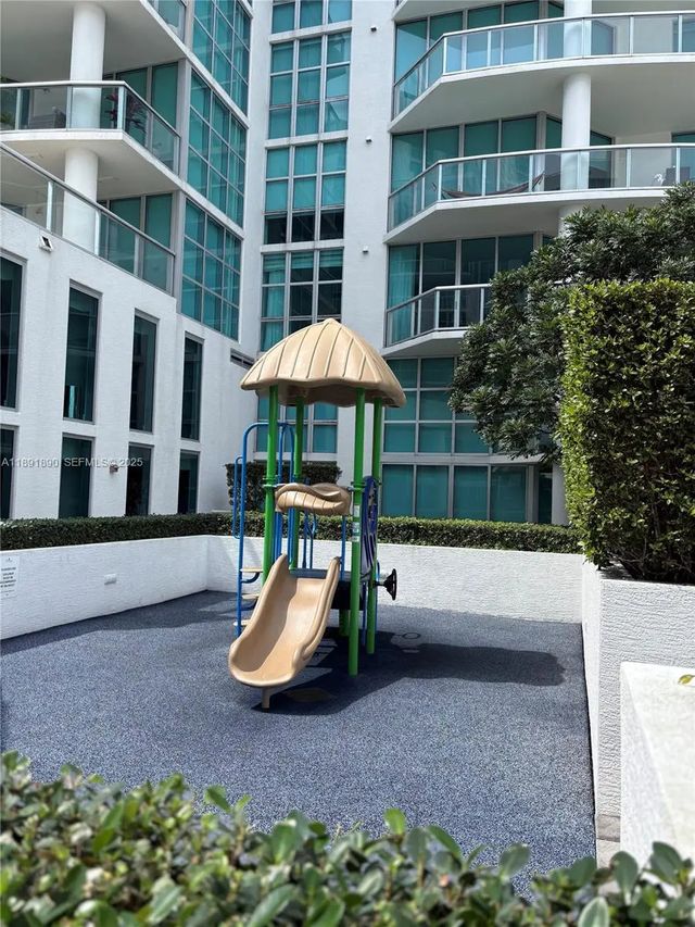 2 of 18 - 3131 Ne 188th Street #1-809, Aventura, FL