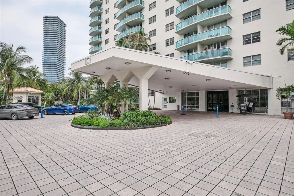 19370 Collins Avenue #407, Sunny Isles Beach