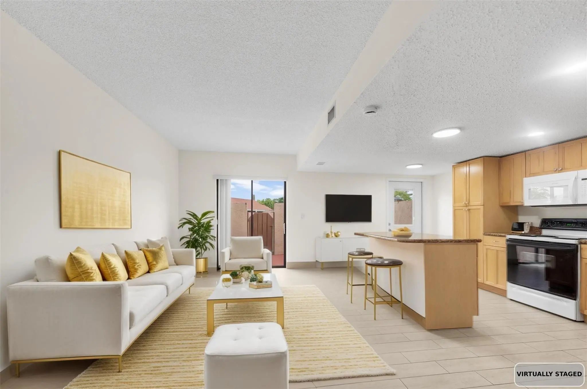 11225 Sw 9th Court #11225, Pembroke Pines