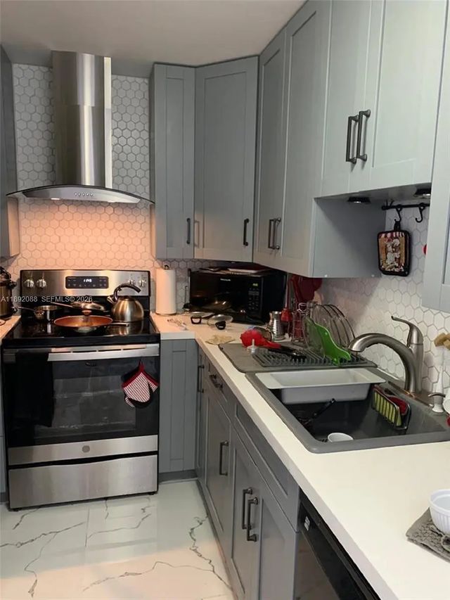 4 of 20 - 4675 W 18th Court #1011, Hialeah, FL