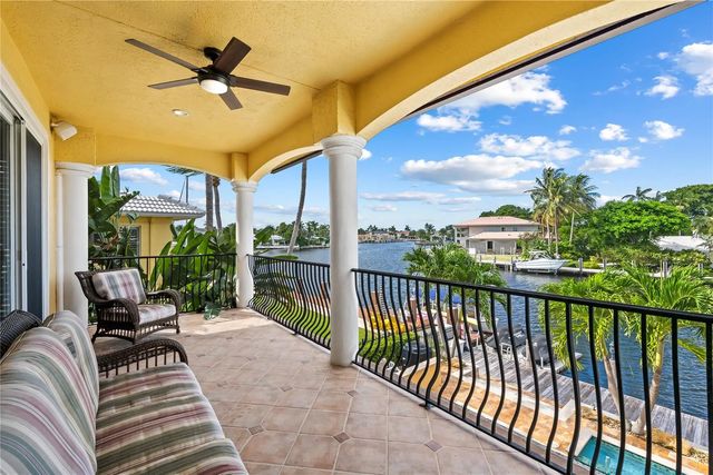 5 of 50 - 2637 Ne 28th Court, Lighthouse Point, FL