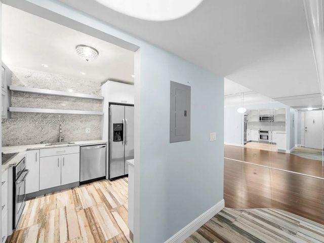 5 of 30 - 2301 S Ocean Drive #307, Hollywood, FL