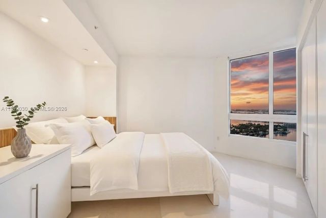4 of 44 - 6365 Collins Avenue #2901, Miami Beach, FL