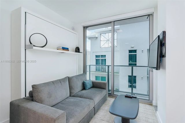 4 of 28 - 227 Ne 2nd Street #2508, Miami, FL