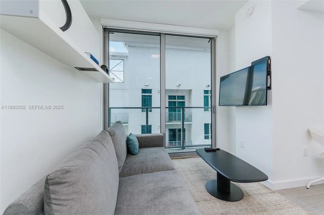 5 of 28 - 227 Ne 2nd Street #2508, Miami, FL