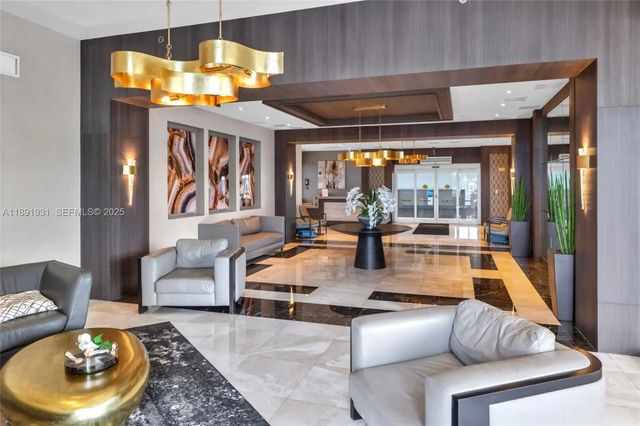 5 of 24 - 20515 E Country Club Drive #343, Aventura, FL