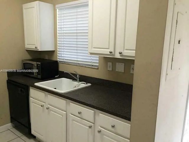 2 of 6 - 1731 Nw 96th Terrace #2g, Pembroke Pines, FL