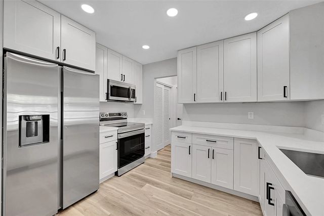 6925 Nw 11th Street, Margate