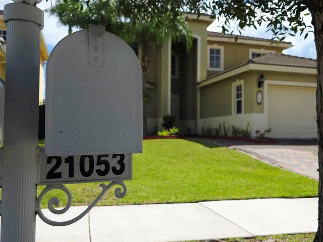 2 of 37 - 21053 Sw 88th Place, Cutler Bay, FL
