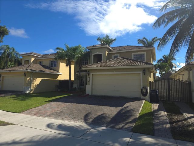 4 of 37 - 21053 Sw 88th Place, Cutler Bay, FL