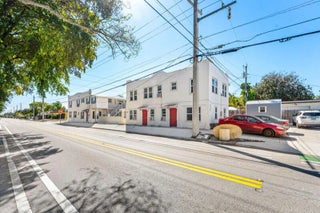 Photo of Listing #R11130675