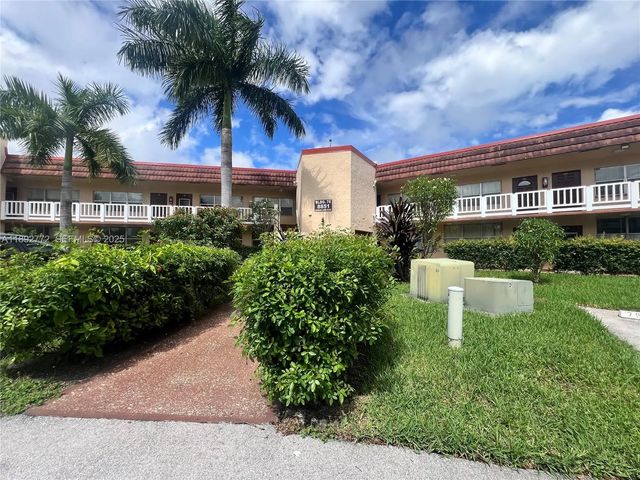 8851 Sunrise Lakes Boulevard #109, Sunrise
