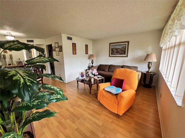 3 of 23 - 8851 Sunrise Lakes Boulevard #109, Sunrise, FL