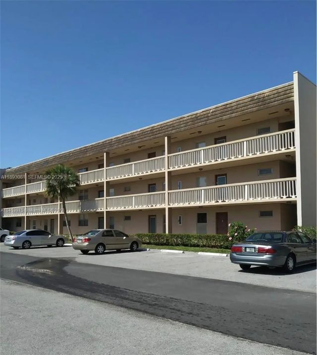 6150 Nw 62nd Street #308, Tamarac