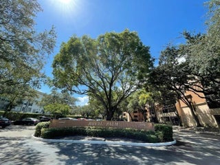 Photo of Listing #F10530627