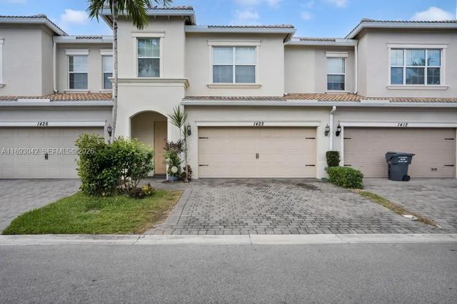 2 of 75 - 1422 Silk Oak Drive, Hollywood, FL