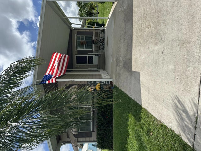 Photo of Listing #R11130804